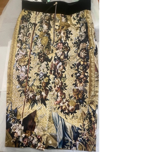 NWT! RARE! D&G Dolce & Gabbana ITALY RENAISSANCE Roman Empire Print Skirt 42